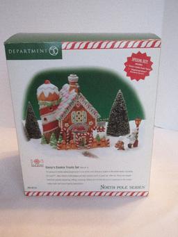 Department 56 North Pole Series Heritage Village Collection "Ginny's Cookie Treats Set"