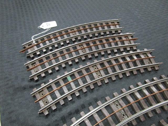 6 Curved Lionel Train Tracks 9 1/4" L