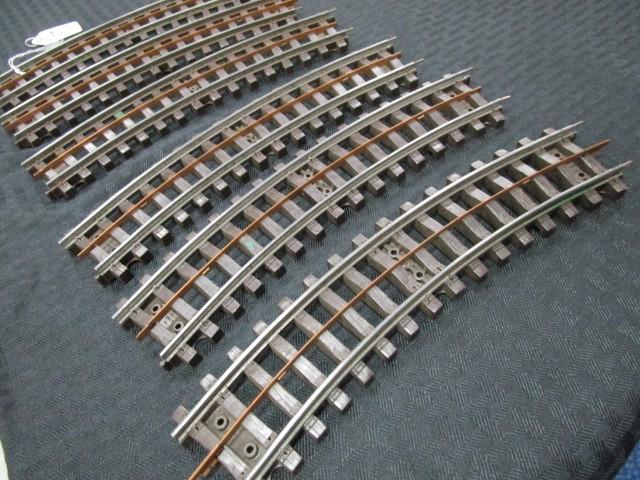 6 Curved Lionel Train Tracks 9 1/4" L