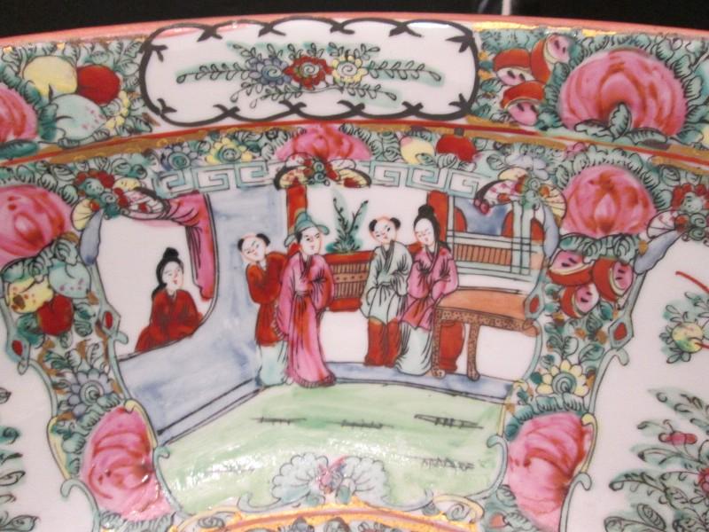 Large Hand Painted Asian Garden Scene/Rose Pattern Centerpiece Bowl Gilted Rim