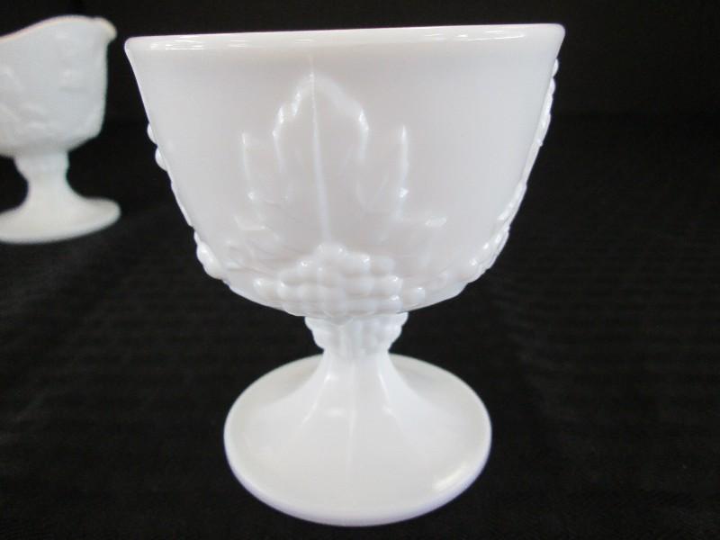 Milk Glass Sugar/Creamer Grape/Leaf Motif Pattern