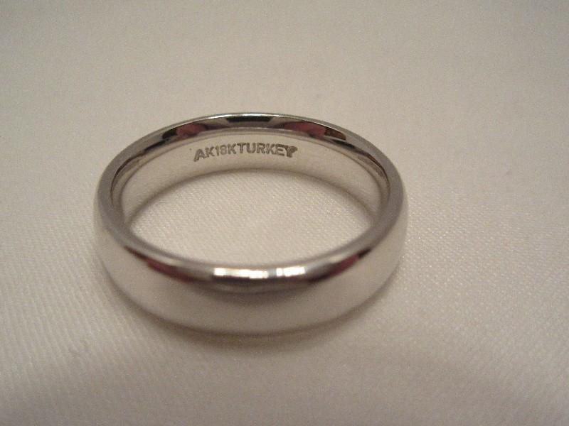 AK Jewelry Atasay Kyuymculuk 18k Band Ring