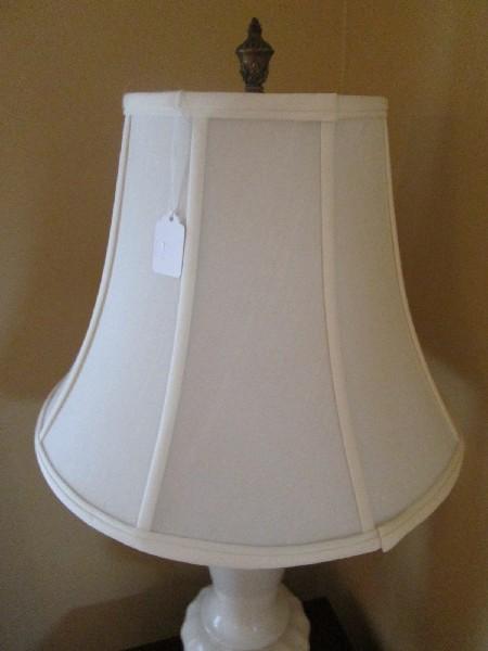 White Ceramic Table Lamp, Ornate Brass Base/Acanthus Leaf Neck, Scallop Wide Base