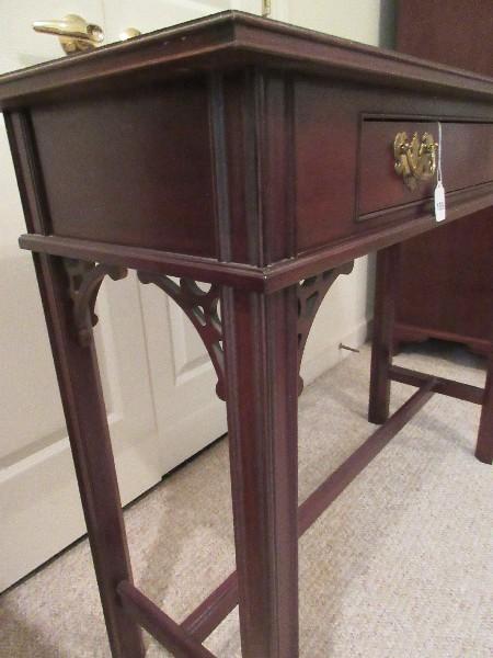 Mahogany Council Craftsman Furniture Chippendale Traditional Style Console/Sofa Table