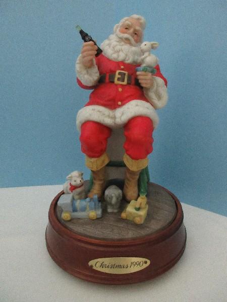 Coca-Cola Porcelain Musical Santa Claus Figurine Christmas 1990