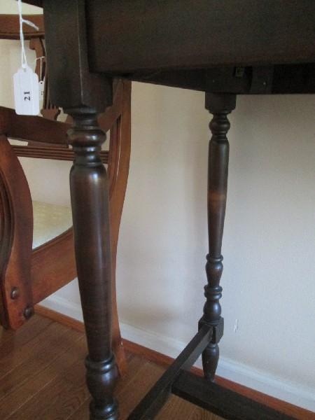 Wooden Entry Table Spindle/Block Legs w/ Stretcher Ball Feet