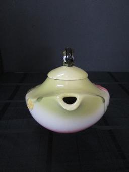 Hull W.26 USA Pottery Teapot Pink to Yellow Fade Pink/Yellow Floral Motif