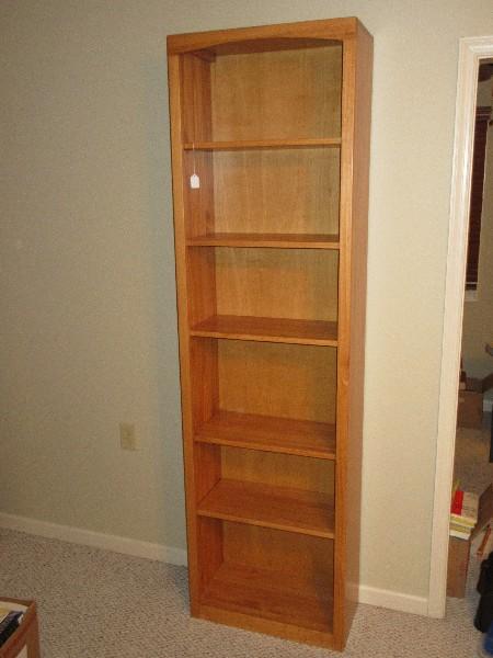 Maple Bookcase w/ Adjustable Shelving & Trim Molding