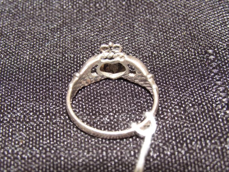 Vintage 925 Claddagh Ring Hands Holding Heart