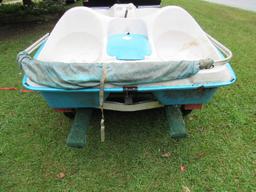 Sundolphin 5 Fiberglass Paddle Boat 110lbs, 550lbs Capacity