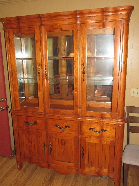 Maple Tall China Cabinet 3 Doors w/ 5 Glass Windows, 2 Inlay Glass Shelves