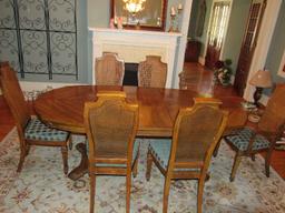 Stanley Furniture Co. Wooden Extendable Dining Table w/ 6 Chairs