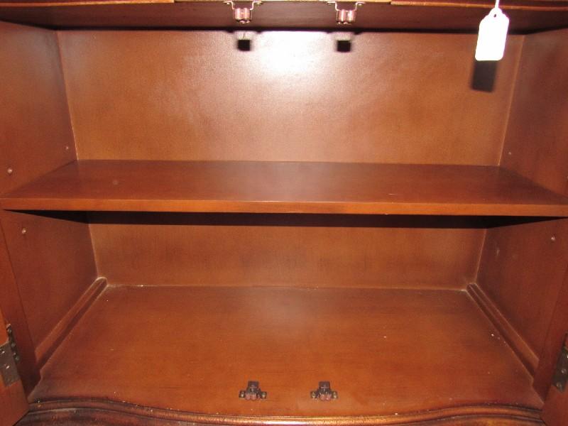 Lane Furniture Wooden Side Cabinet 2 Drawers 2 Doors w/ 1 Shelf, Curved Front w/ Ball Feet