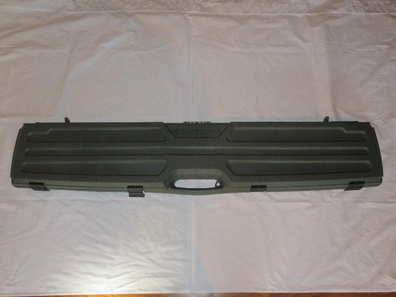 Plano Gun Guard Gray Lockable 51" Hard Case w/ Interlocking Foam Interior