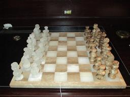 White/Tan Marble Chess Set w/ White/Tan Marble Carved Pieces