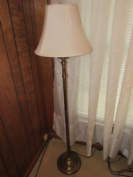 Tall Standing Brass Lamp Spindle Design w/ White Shade