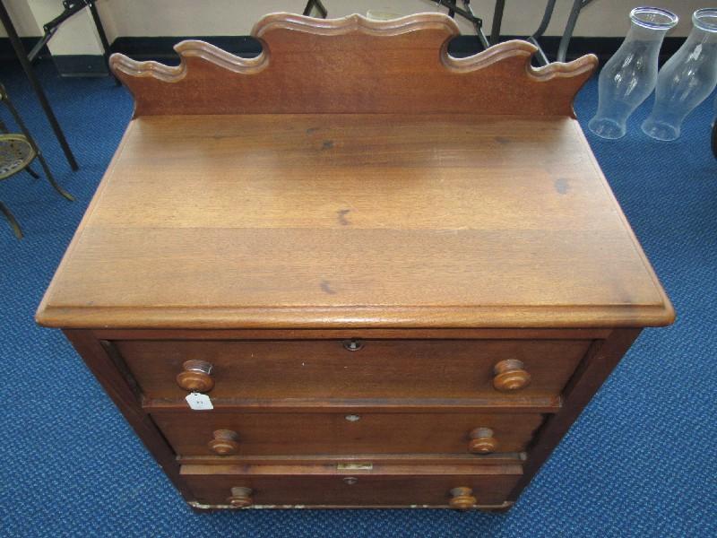 Vintage Mid-Century 3 Drawer Bathroom Chest Wood Pulls Curved Bracket Feet