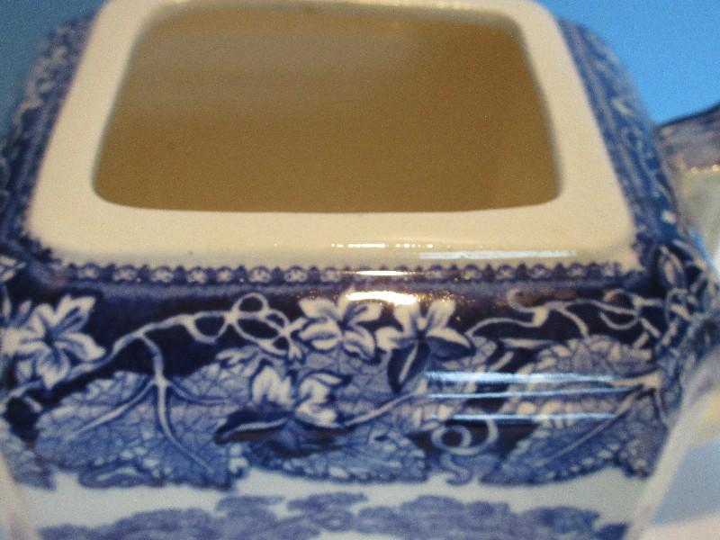 Masons Patent Ironstone China Vista Blue/White Pattern Fan Teapot & Lid