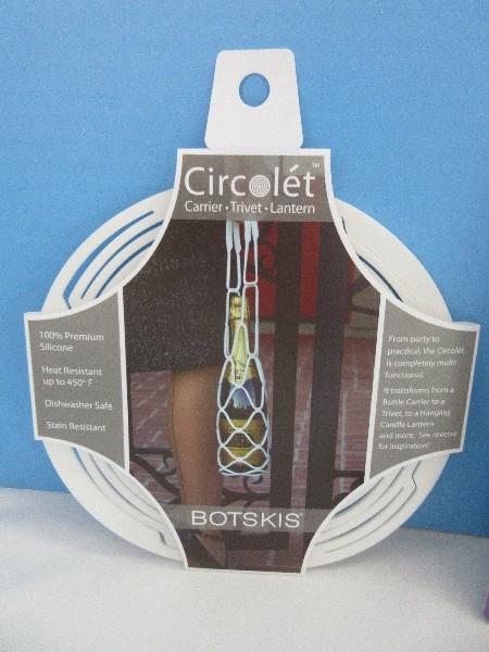 Group Circolet Carrier, Trivet, Lantern, Set of 2 Bottle Caddies Extra Long Strap