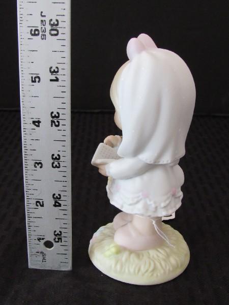 Precious Moments The Dog Has Been Made in Heaven © 1989 Enesco Porcelain Figurine