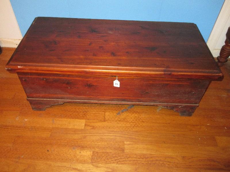 Early Small Cedar Keepsake Chest on Bracket Feet w/ Hinged Top