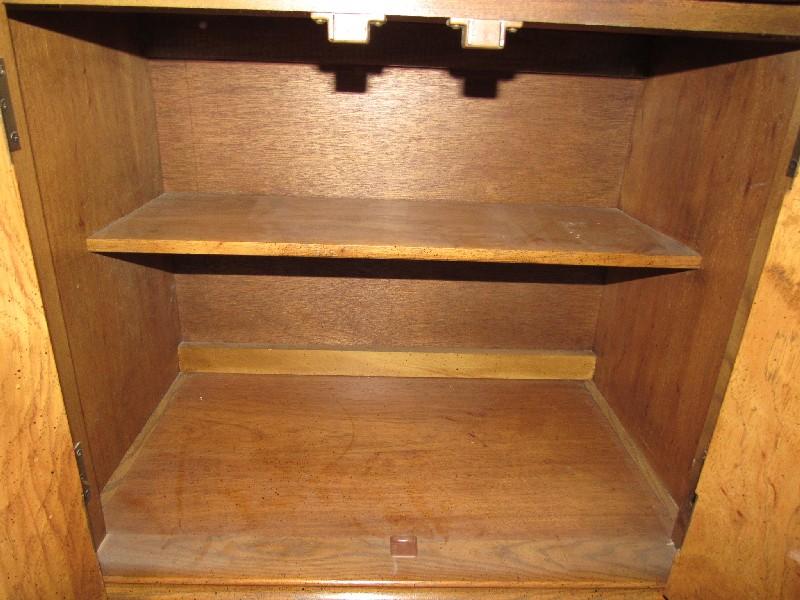 Wooden Stanley Furniture Teak Side Table 2 Doors w/ 1 Inlay Shelf
