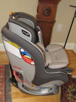 Chicago Black/Grey Baby Chair Recline Sure Levelling System