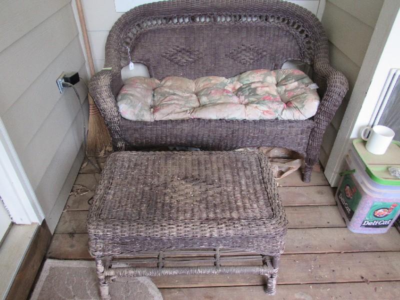 Brown Wicker Bench w/ Side Table, Bench Turned Diamond Back, Hoop Trim Arched Skirting