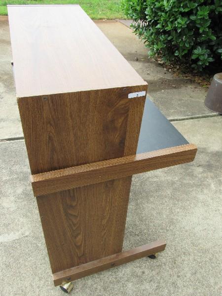 Wooden Veneer/Black Top Laptop Computer Desk on Casters