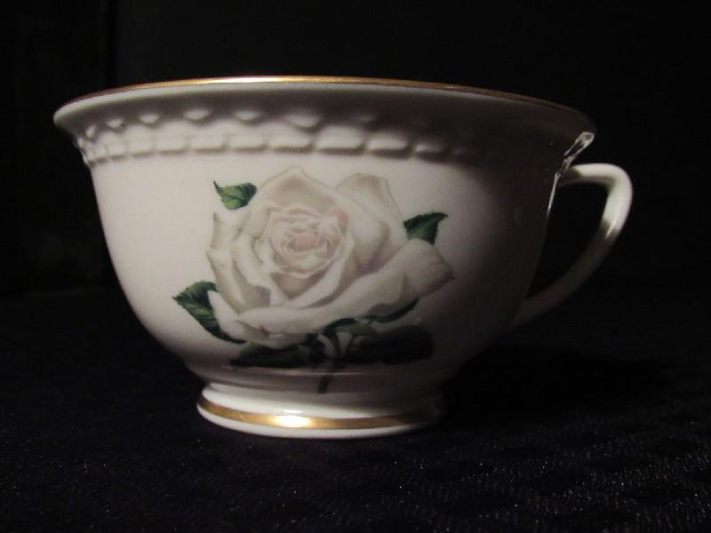 Embassy U.S.A. Vitrified China White Rose Center Gilted Trim Lot