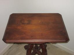 Traditional Eastlake Style Walnut Parlor Center Table w/ Base Finial on Porcelain Casters