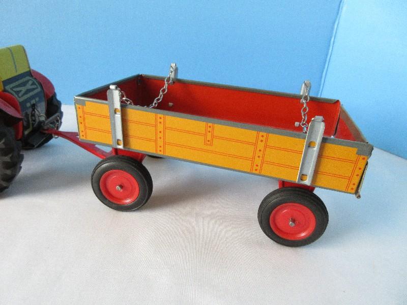 Litho Tin Awesome Schylling Tractor & Trailer Features Clockwork Wind-Up Motor