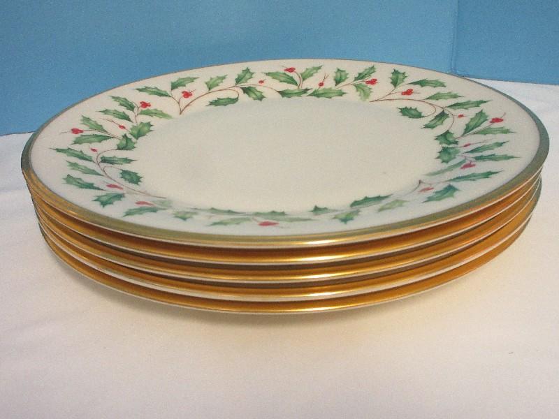 6 Lenox Fine China Holiday Pattern Dimension Collection Holly Berries Design Dinner Plates