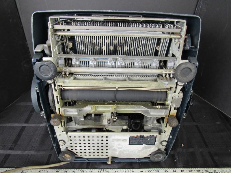 Black Metal Vintage IBM Typewriter Electronic Model 11C