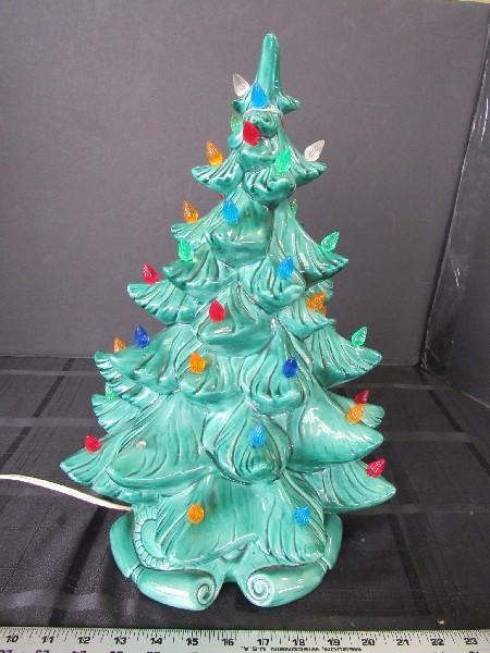 Vintage EX 1968 Green Ceramic Christmas Tree Lighted w/ Base by Atlantic Mold