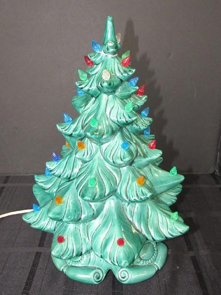 Vintage EX 1968 Green Ceramic Christmas Tree Lighted w/ Base by Atlantic Mold