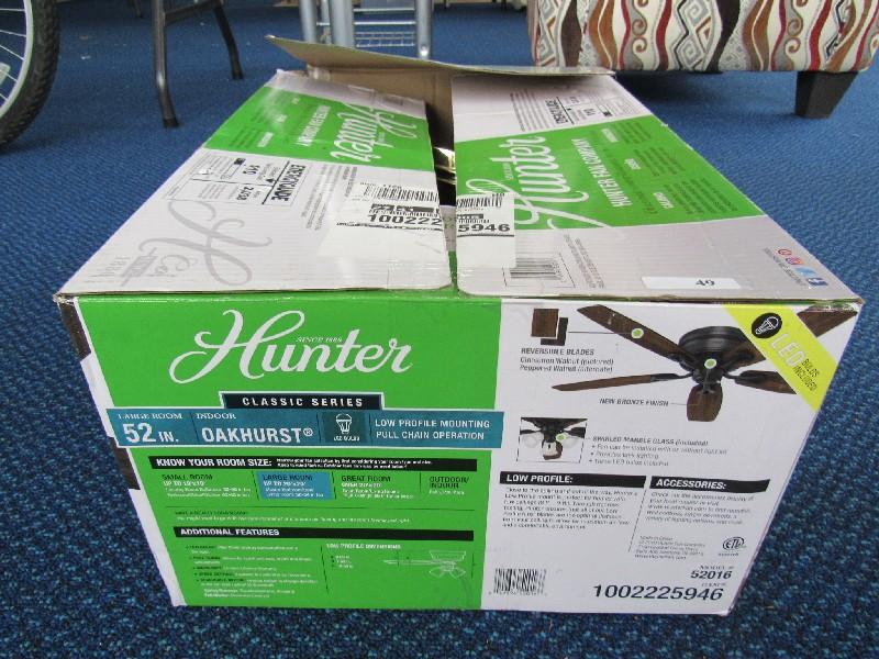 Hunter Fan Company 52" Indoor Oakhurst Lighted