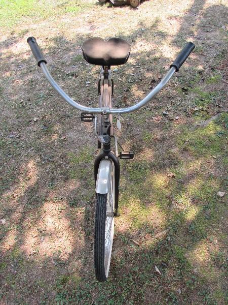Vintage Huffy Santa Fe Black Metal Bicycle Black Seat