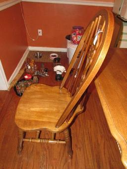 Wooden Extendable Dining Table w/ 4 Chairs, 2 Host/2 Sides, Table Grooved Column Center