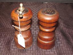 Pair - Vintage Spindle Salt/Pepper Grinders