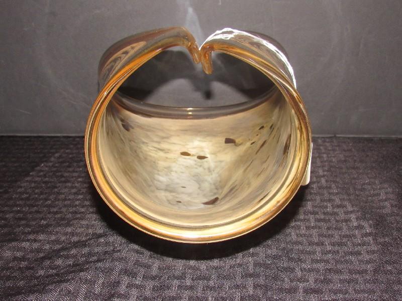 Curved Scroll Black/Tan Art Glass Center Basket Décor Hand Blown