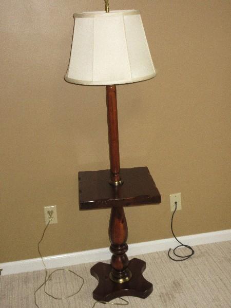 Classic Knotty Pine Floor Lamp Side Table Antiqued Stained Patina