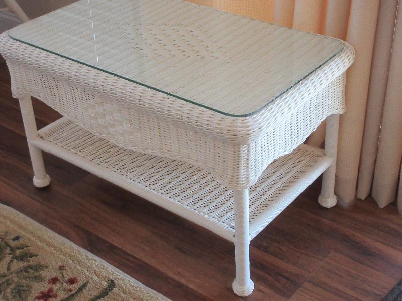 Traditional White PVC All-Weather Sunroom/Patio Coffee Table w/ Base Shelf