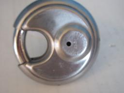 Disc Padlock 70mm/2 3/4" w/ 2 Key