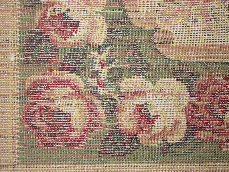 Floral Spray Medallion Center Area Rug Colors Green/Tan 100% Polypropylene Pile