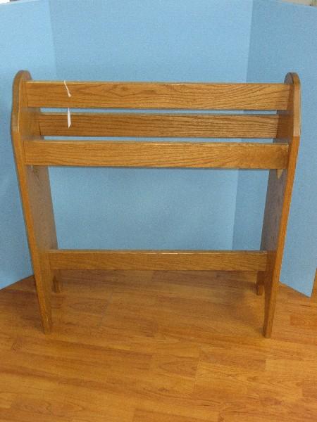 Farmhouse Cottage Traditional Oak Quilt Rack w/ Heart Cut Out Design Sides