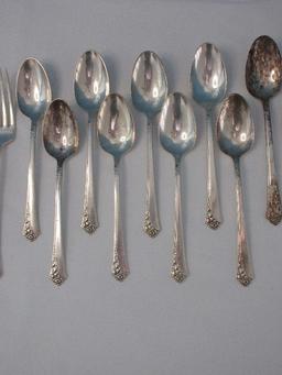 Awesome Find 26 Pieces Silverware Heirloom Sterling Damask Rose Pattern 1946