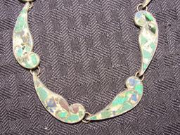 Silver Scroll w/ Green Stone Enamel Pattern Necklace