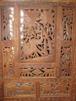 Antique/Vintage Mid/Late 1800's Wooden 4 Panel Divider Indian Animal/Tree Pattern Design