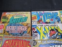 12 Vintage Comic Books, Fantastic Four 365, Guardian of The Galaxy 25, Justice League Quarterly